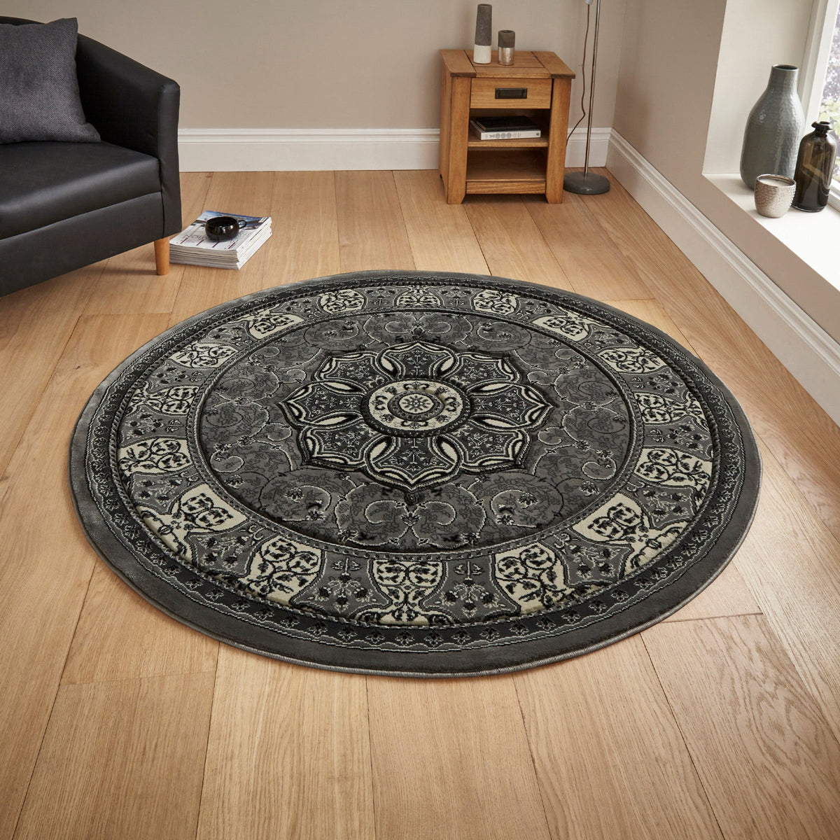 Holden Oriental Stain Resistant Circular Rug