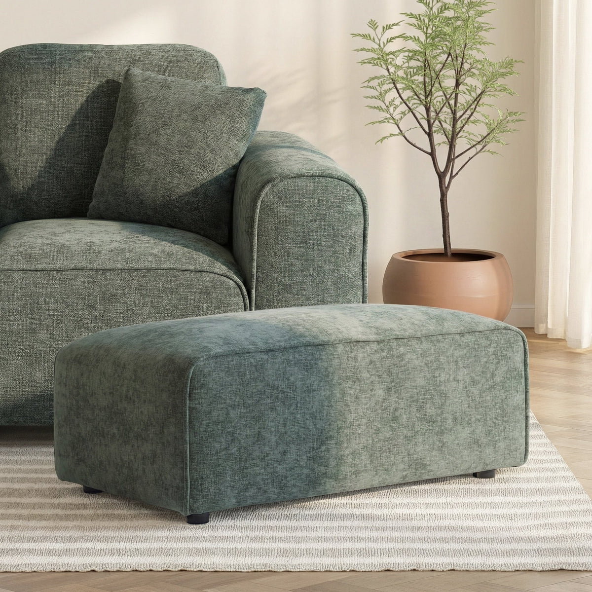 Hugo Footstool