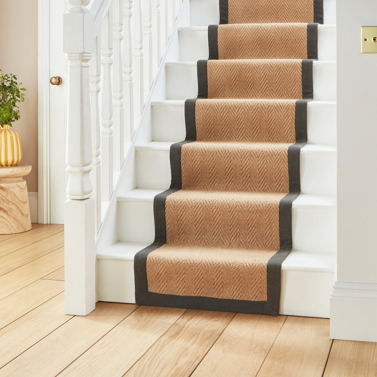 Ford Herringbone Jute Border Rug