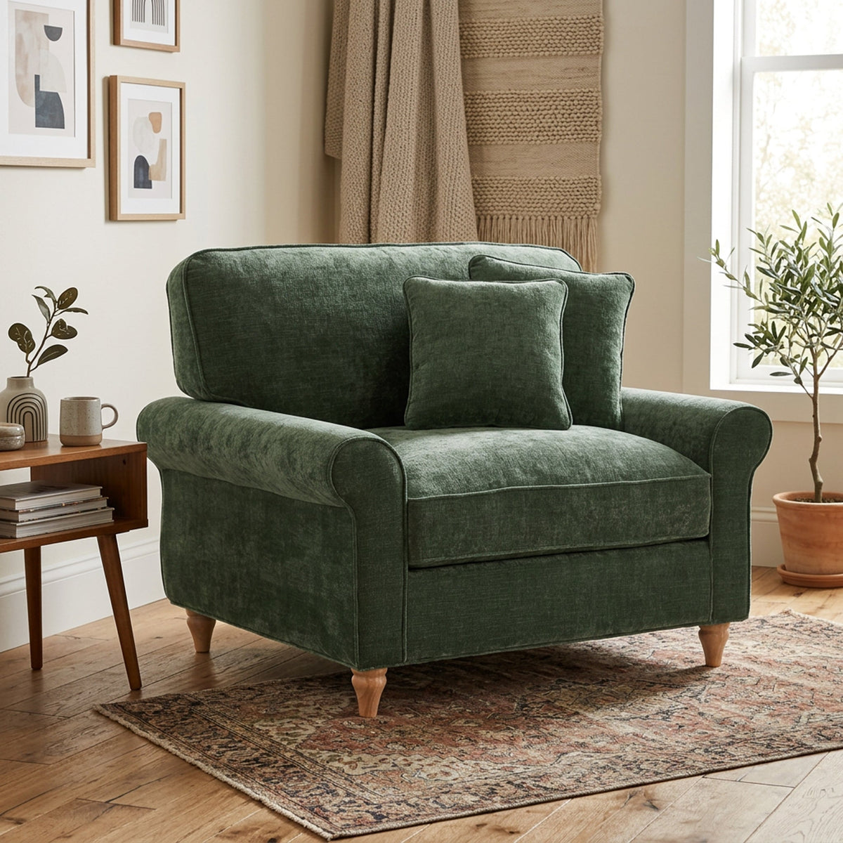 Archie Snuggle Chair