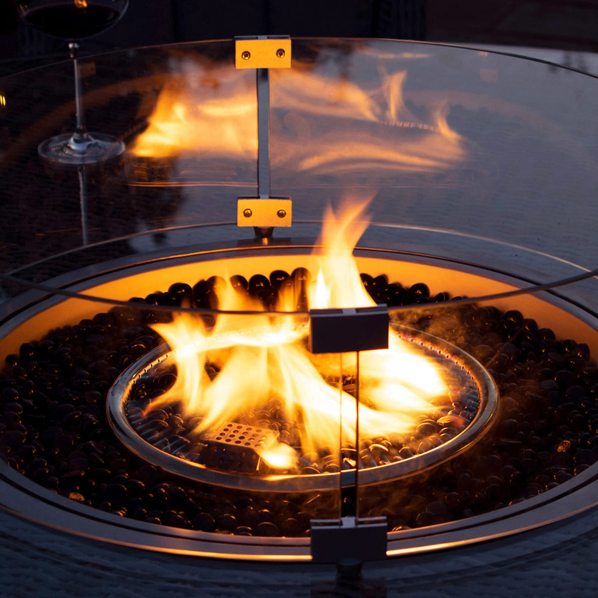 Maze Oxford Royal U-Shaped Rattan Sofa Set with Fire Pit