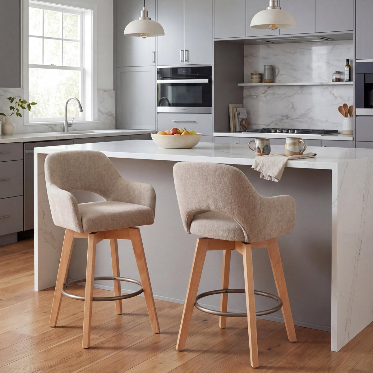 Matteo Curved Swivel Bar Stool