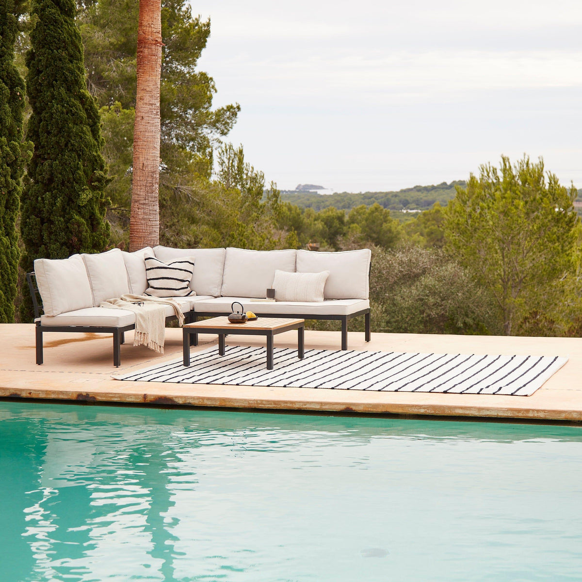 Halston Garden Corner Sofa Set - Black