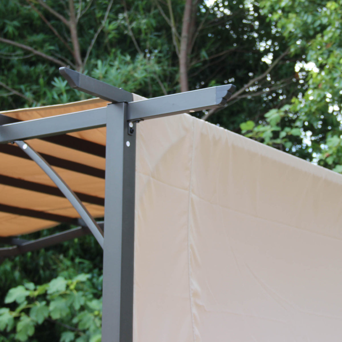 San Remo Sliding Pergola 2.8m x 3.7m