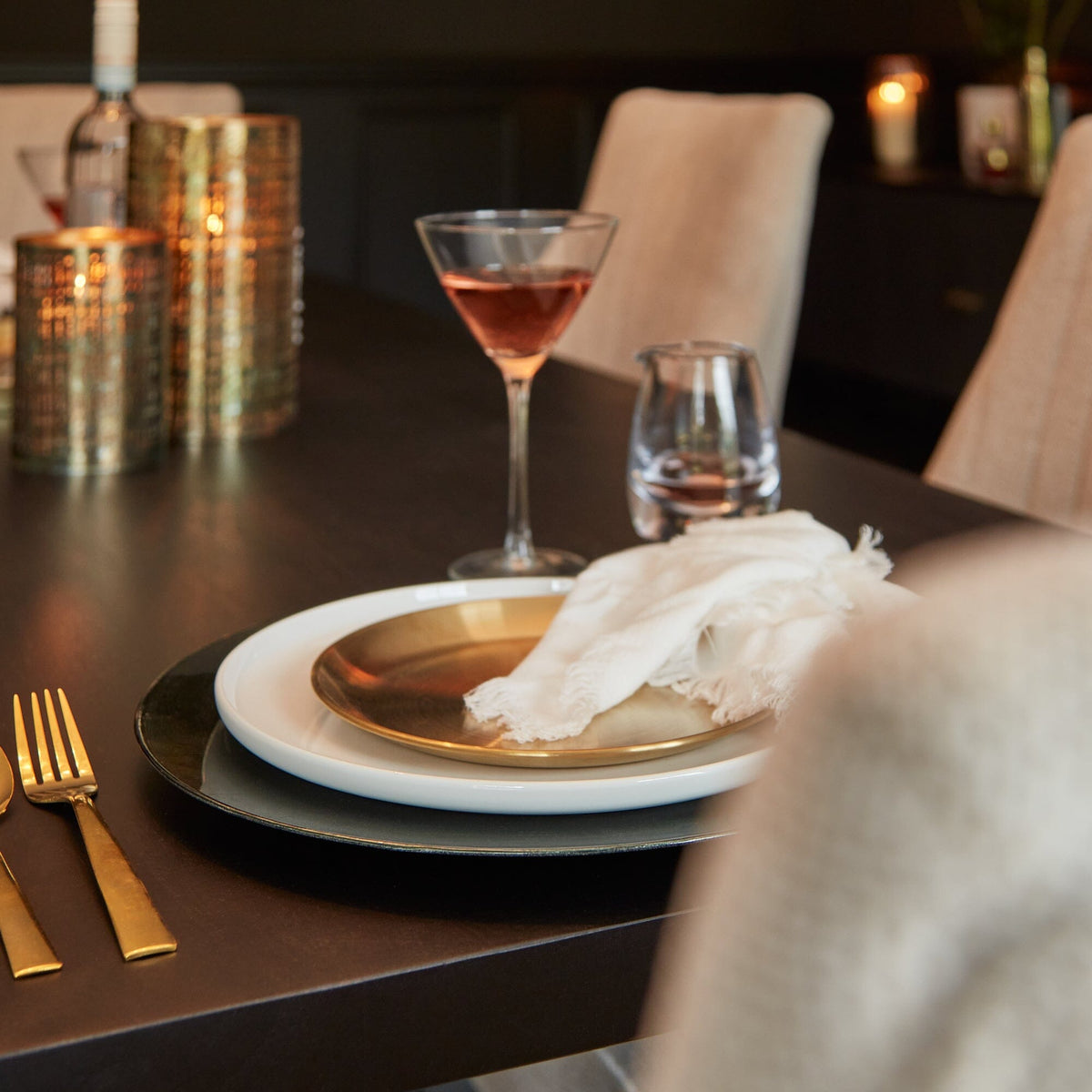 Outlet - Jade Jet Black Acacia Dining Table