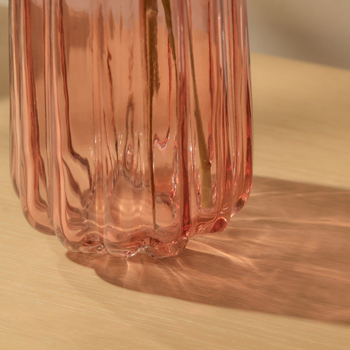 Veneto 29cm Glass Vase - Cerise