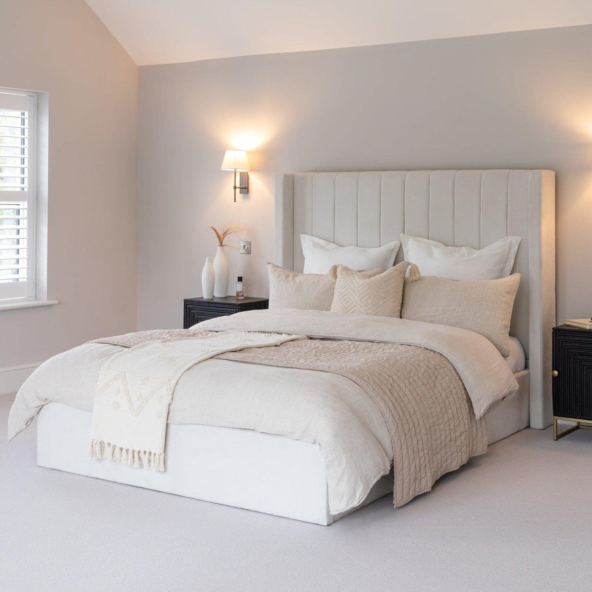 Outlet - Alice King Ottoman Bed - Ivory