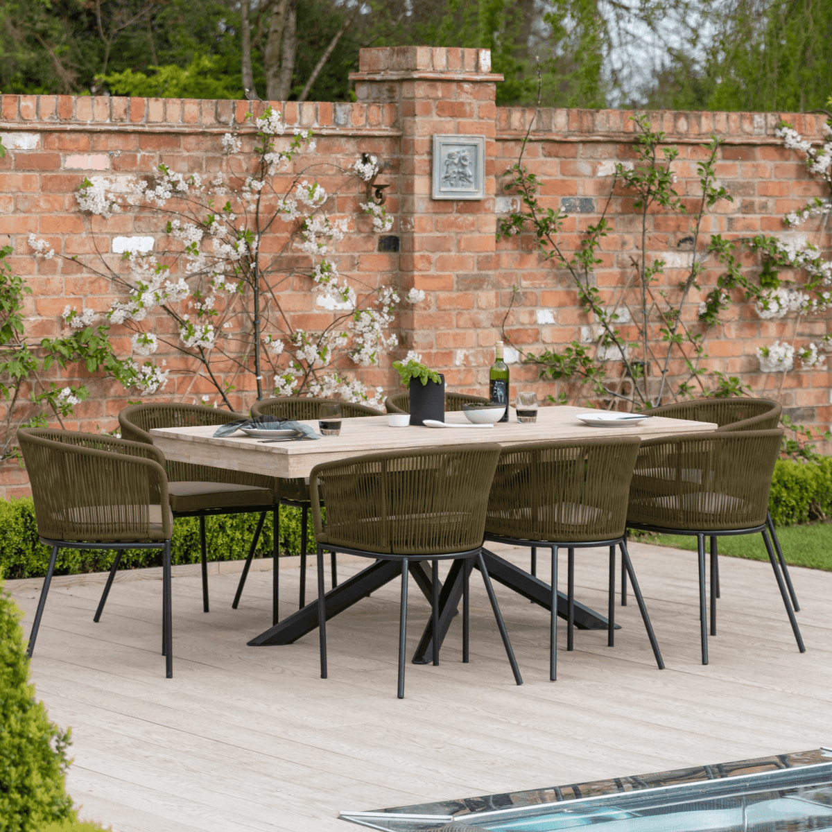 Amelia 8 Seater Wooden Garden Dining Set with 8 Hali Green Chairs - Light Brushed Acacia with Black Legs