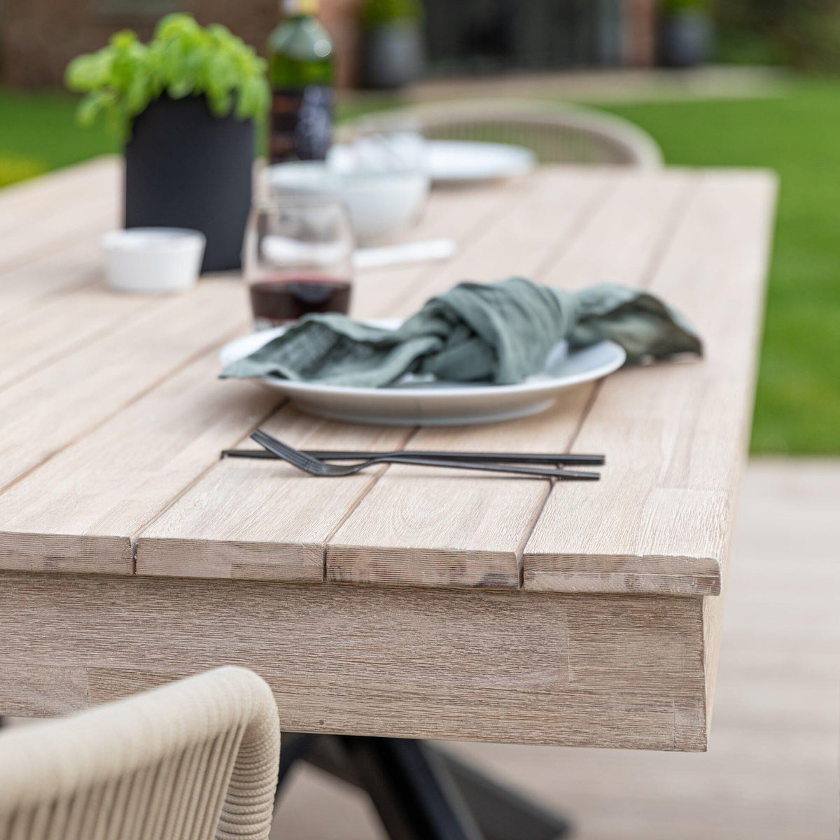 Amelia 8 Seater Wooden Garden Dining Set with 8 Hali Natural Chairs - Light Brushed Acacia with Black Legs
