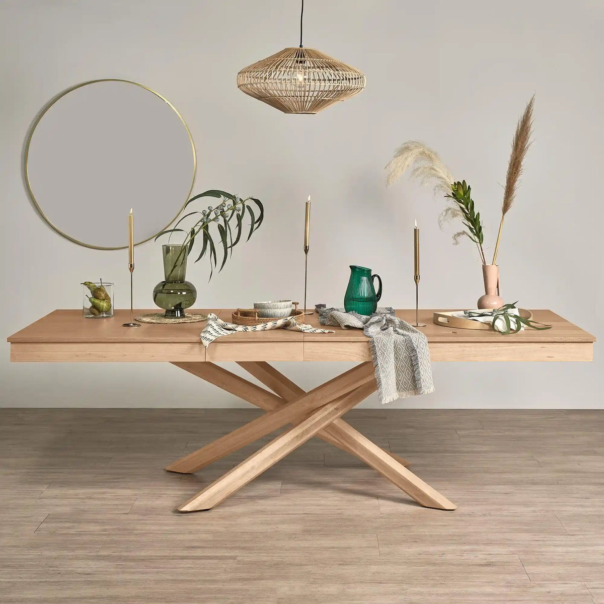 Outlet - Amelia Pale Oak Wood Extendable Dining Table