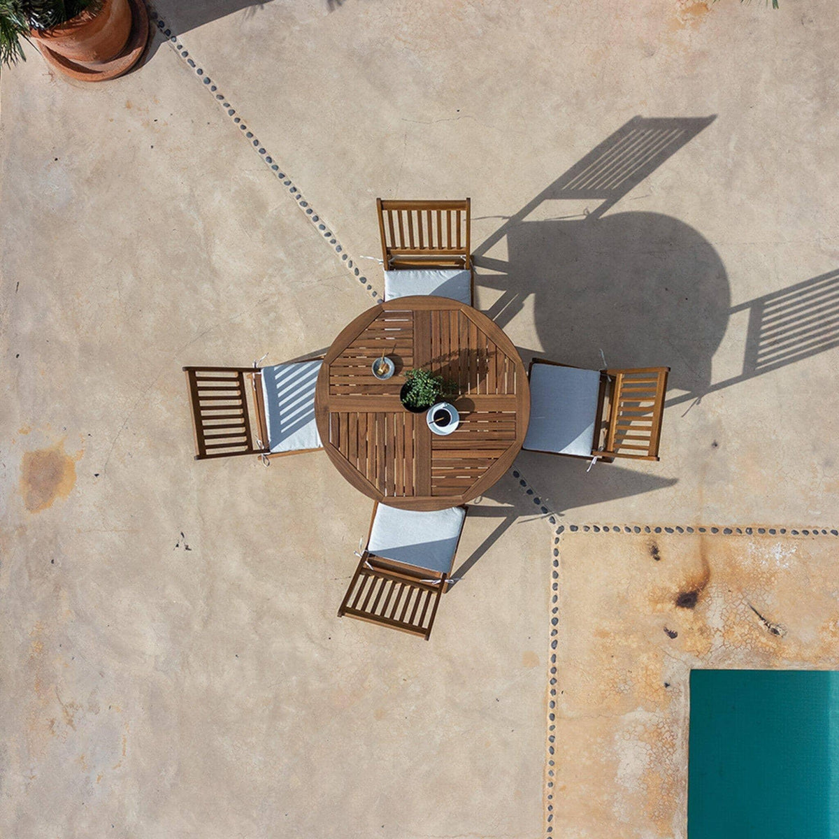 Ashby 4 Seater Round Wooden Garden Dining Set - 100cm