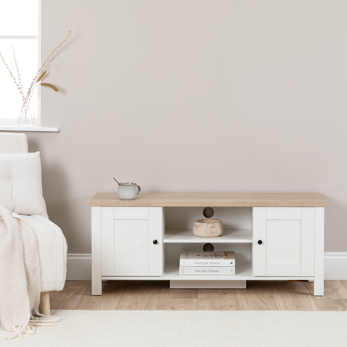 OUTLET - Bampton White TV Unit