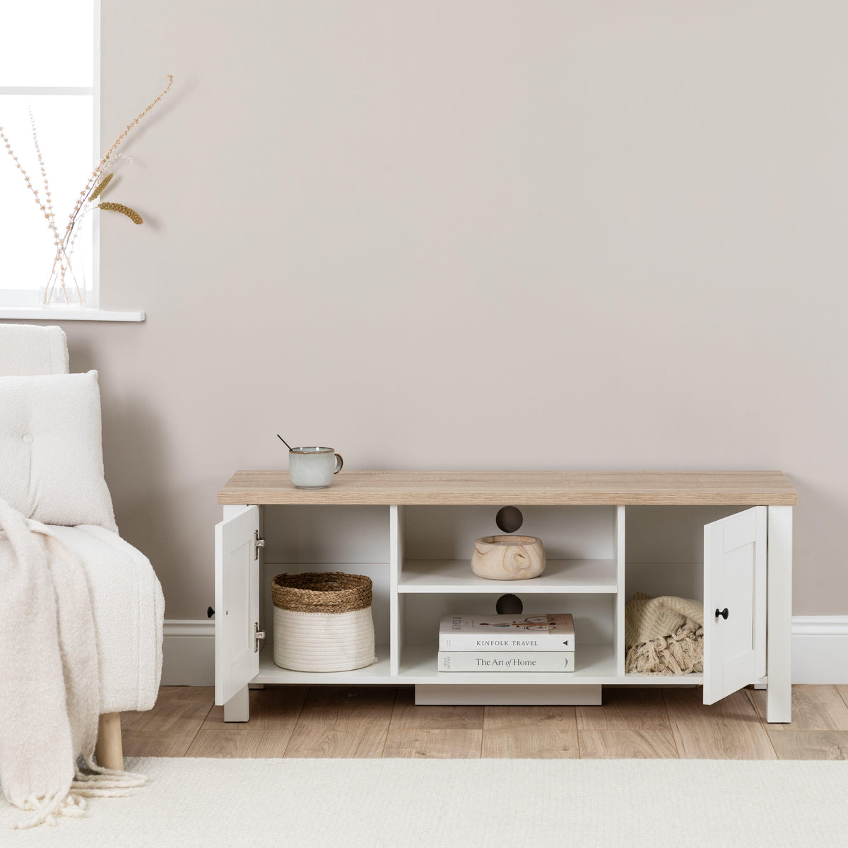 OUTLET - Bampton White TV Unit