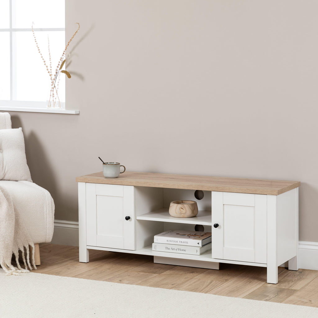 OUTLET - Bampton White TV Unit