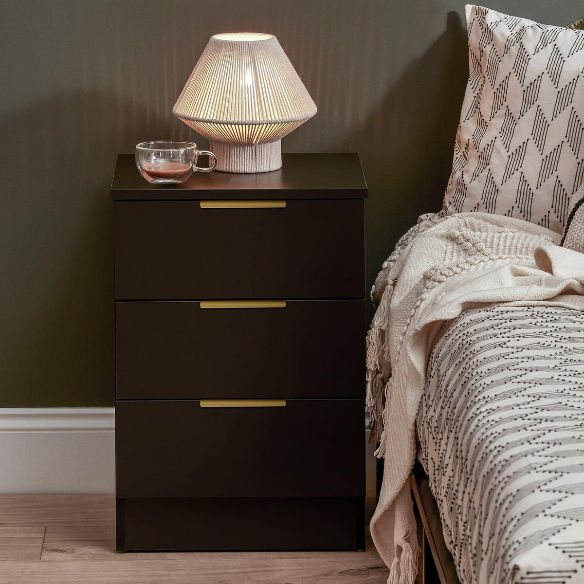 Outlet - Bari Small White Cotton String Table Lamp