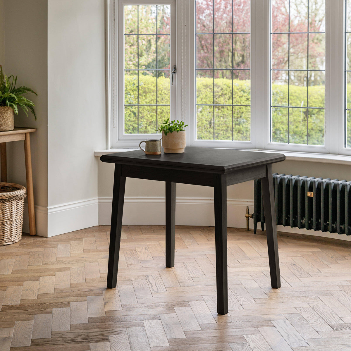 Charlie Black Oak Dining Table Set  - Extendable - 4 Seater - Charlie Dining Chairs