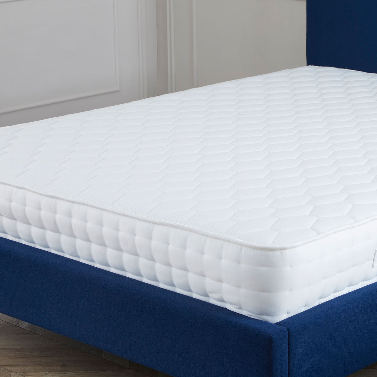 Memory Pocket 1500 Mattress by Roseland Sleep