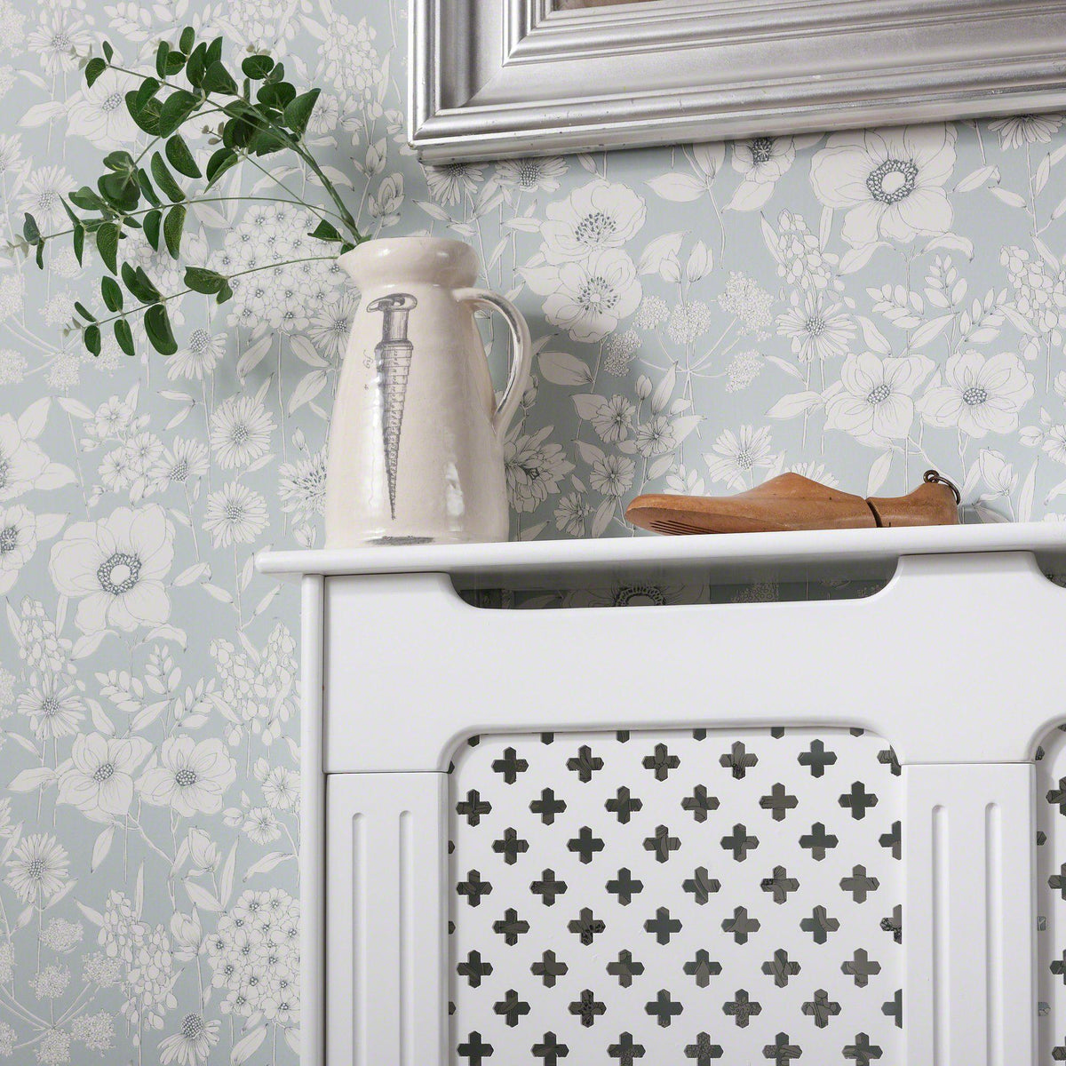 Edith Radiator Cover - White - Medium