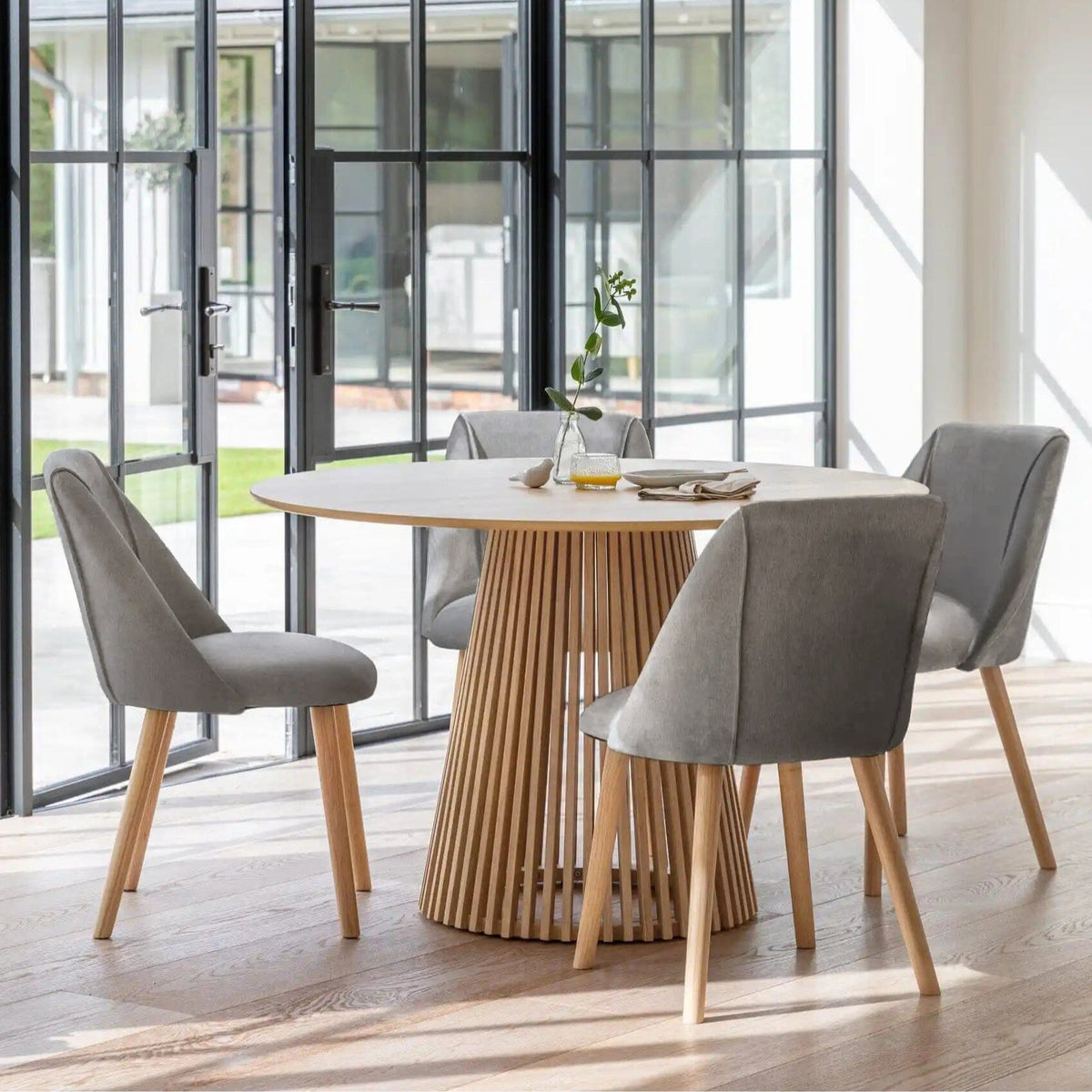 Willow Whitewash Oak Dining Table Set - 4 Seater - Freya Mist Grey Dining Chairs - Whitewash Legs