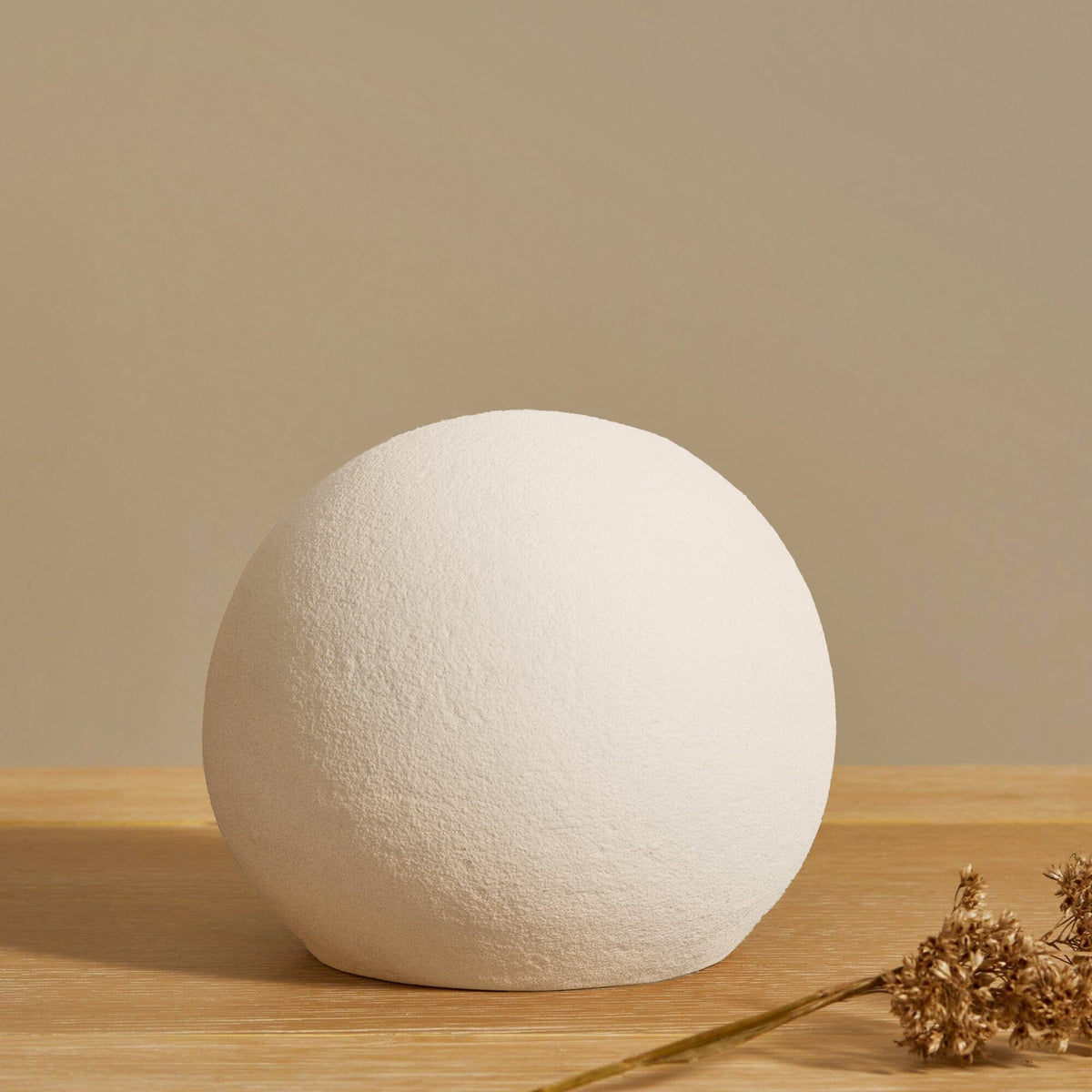 Outlet - Kelton 11cm Ceramic Ball Ornament - White