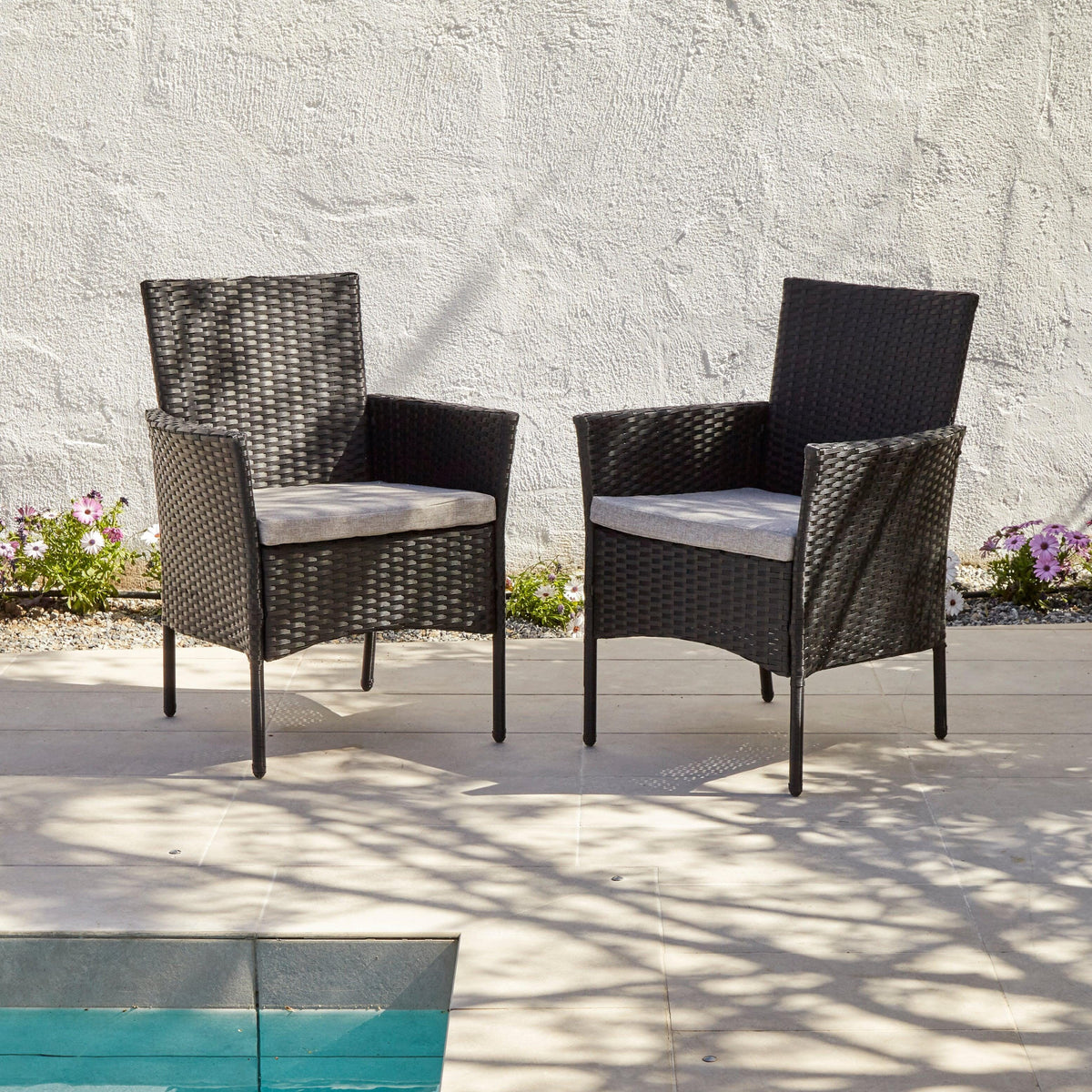 Kemble 4 Seater Rattan Round Garden Dining Table & Chair Set - Black