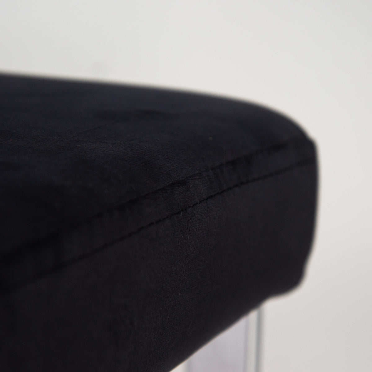 OUTLET - Lola dining chair - black with chrome legs