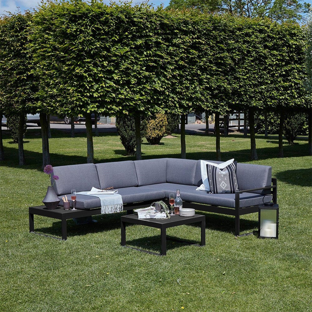 OUTLET - Maia Garden Corner Sofa - Black - Right Hand Assembly