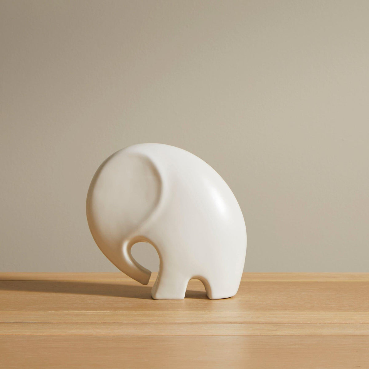 Outlet - Meru 18cm Ceramic Elephant Ornament - White