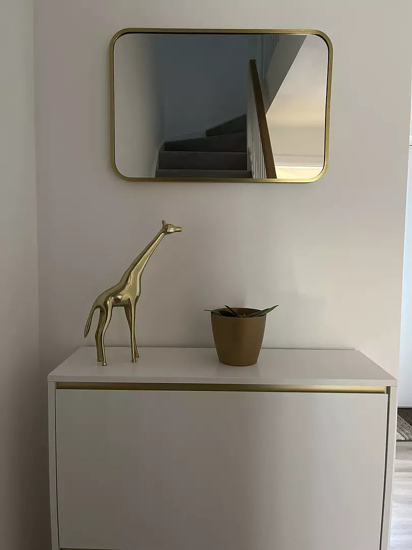 Nakuru Standing Metal Giraffe Ornament - Gold