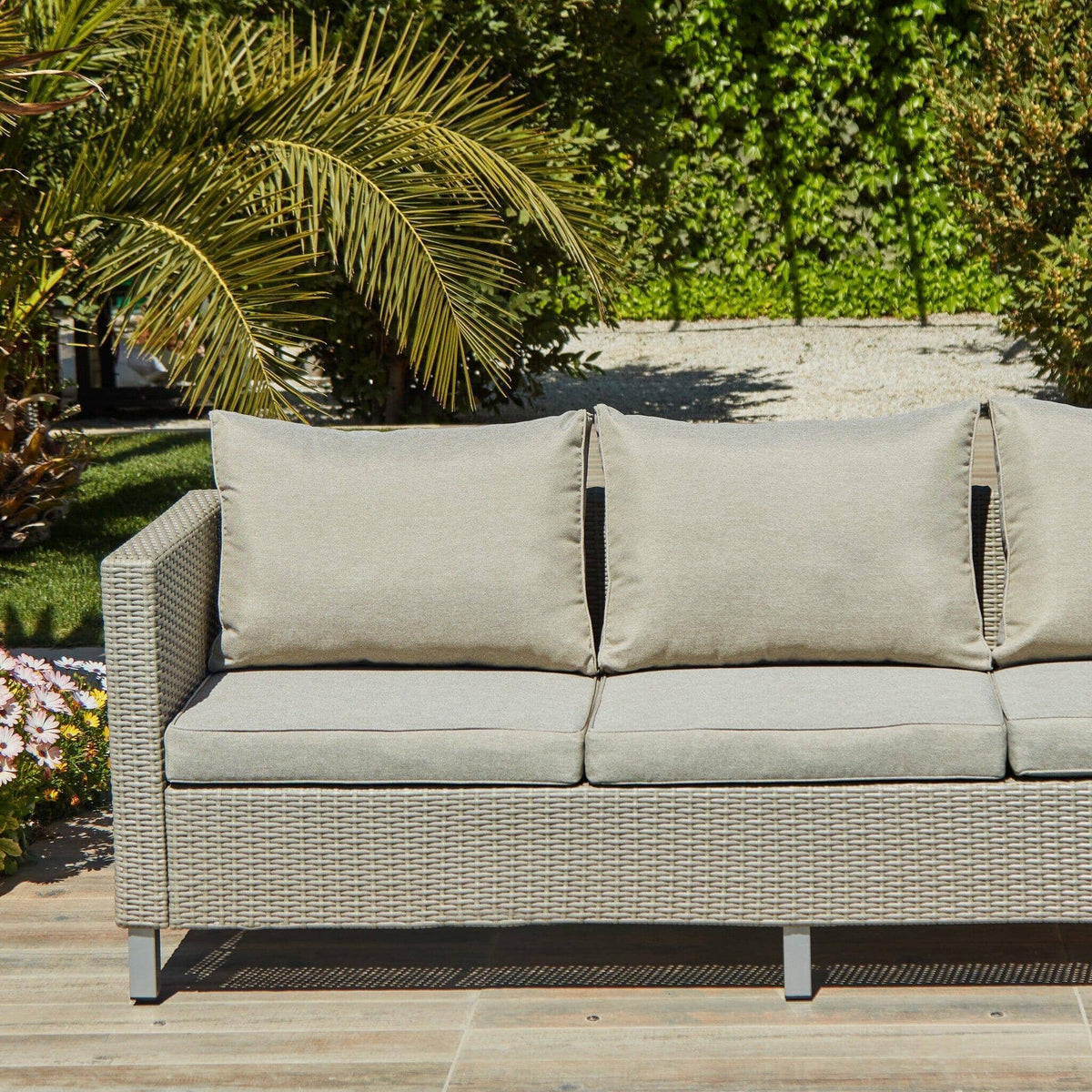 Outlet - Aria 3 Seater Rattan Garden Sofa - Light Grey