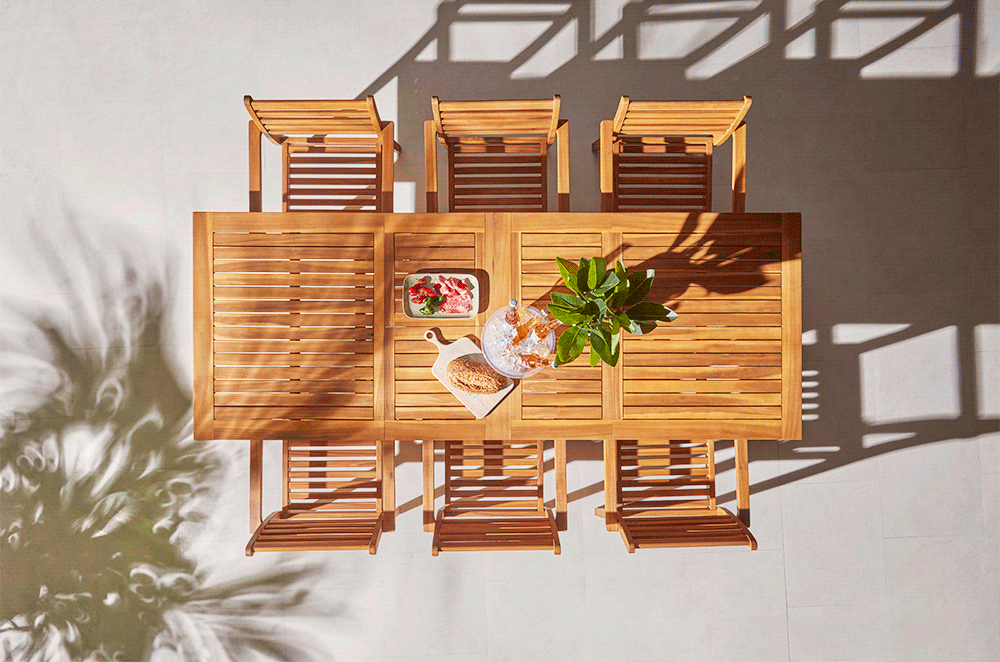 OUTLET - Aspen 4-8 Seater Wooden Extendable Garden Dining Table