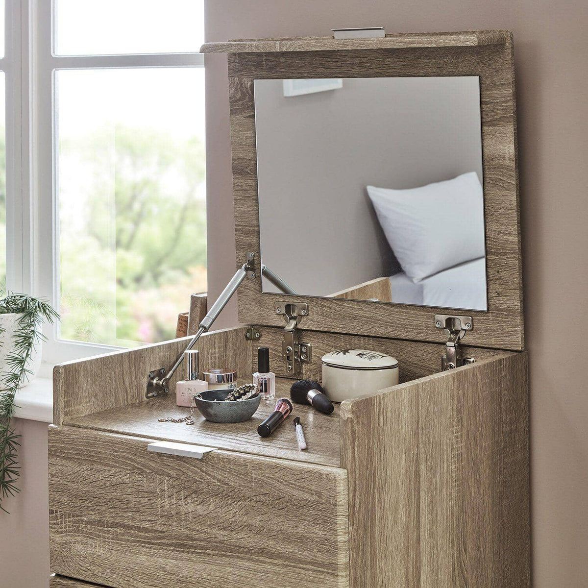 Outlet - Ayla Tallboy - Light Oak