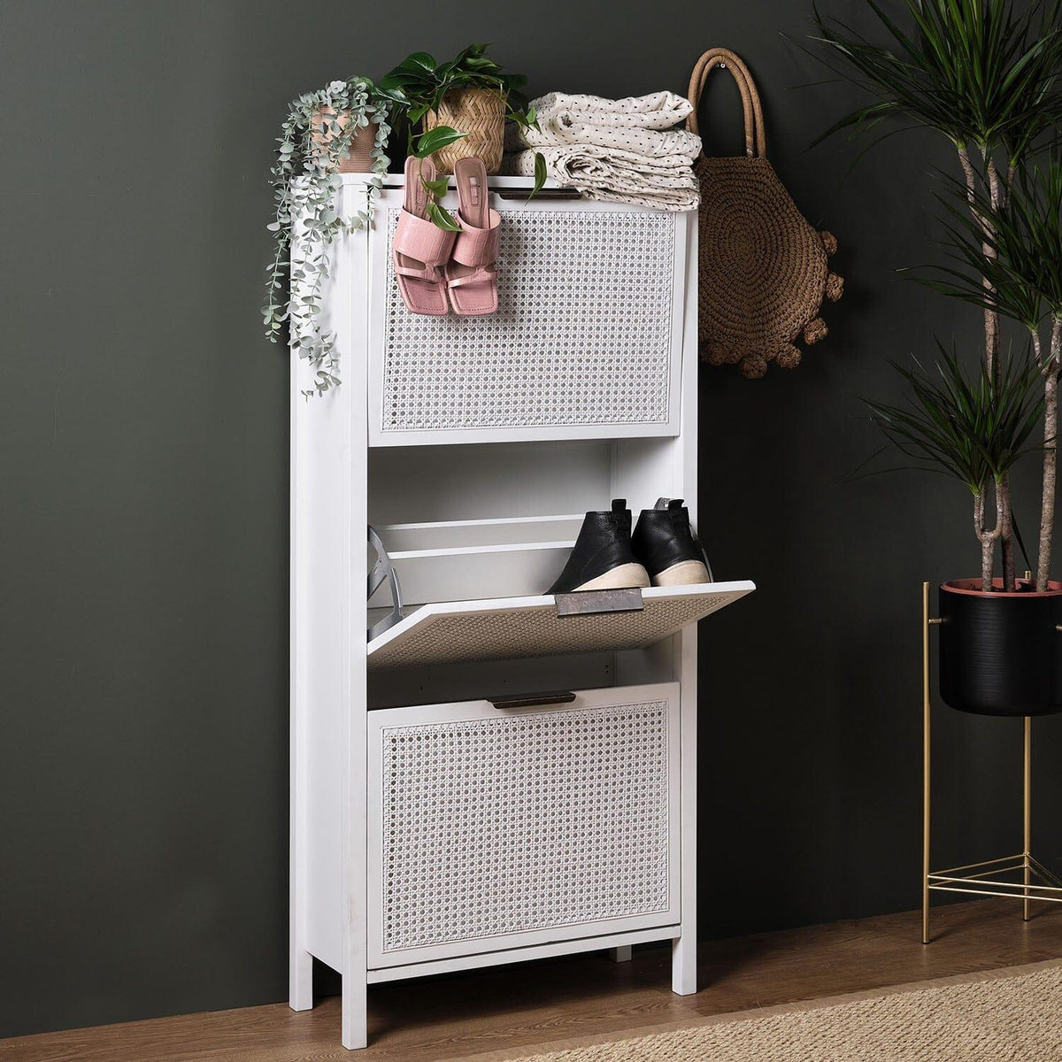 OUTLET - Charlie Shoe Cabinet - 3 Door - White