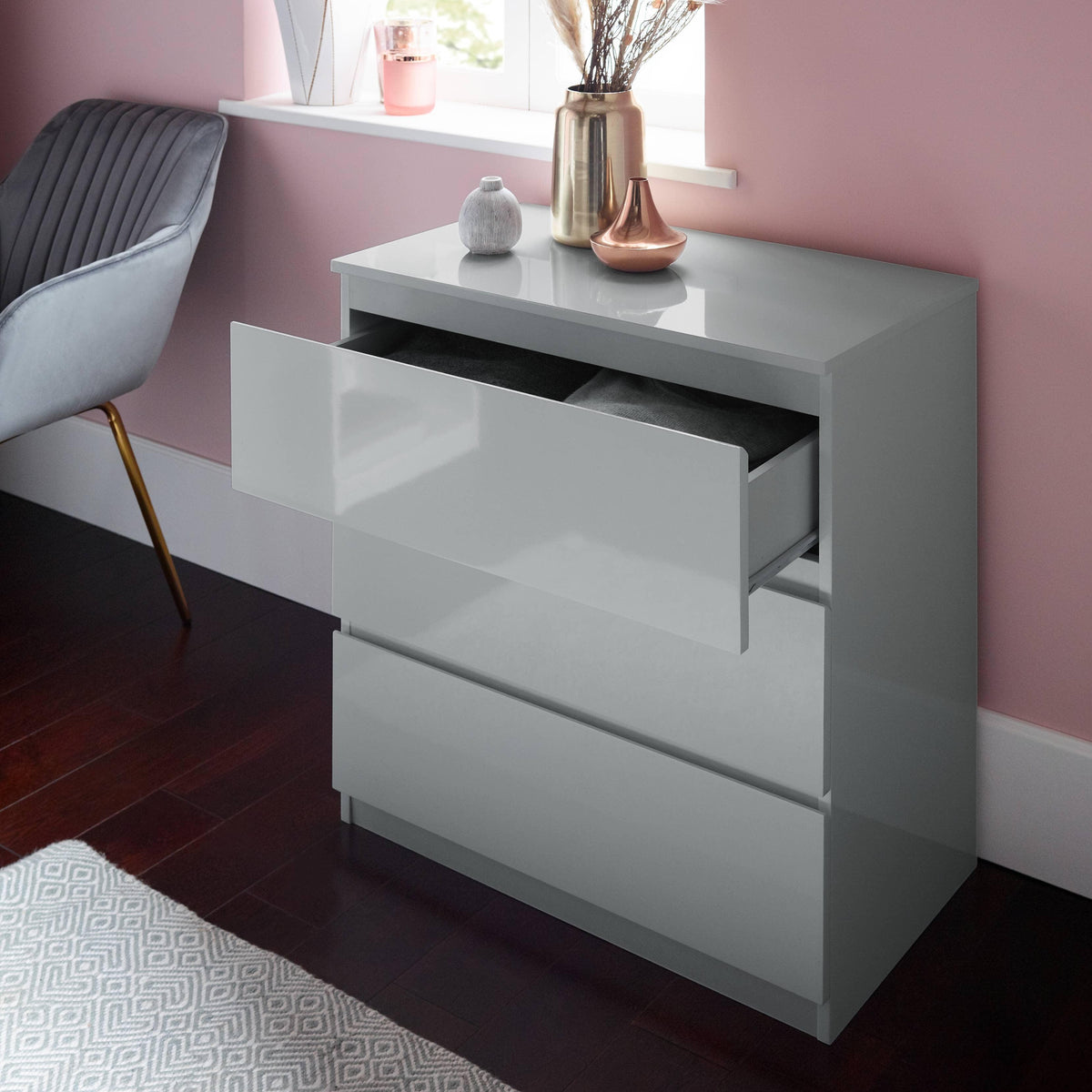 OUTLET - Clemmie Chest of Drawers - High Gloss - Grey