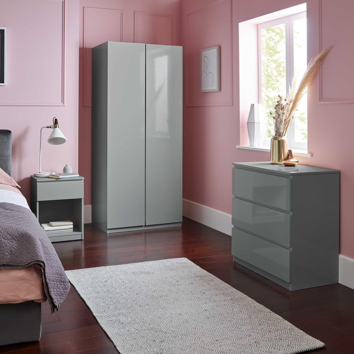 OUTLET - Clemmie Chest of Drawers - High Gloss - Grey