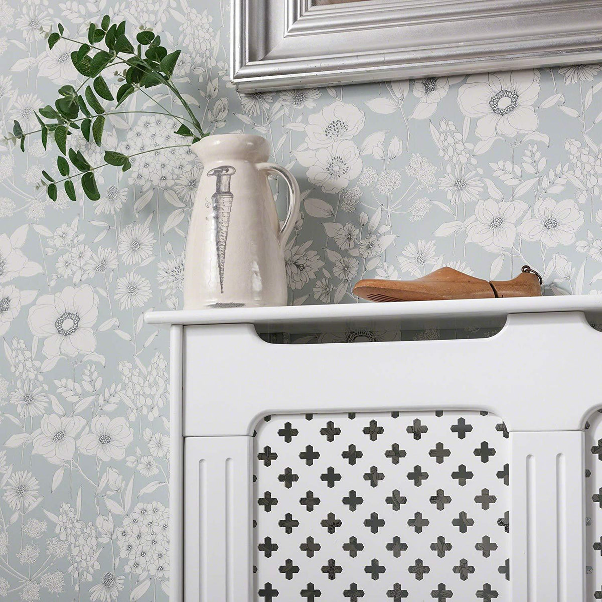 Outlet - Edith Radiator Cover - White - Adjustable