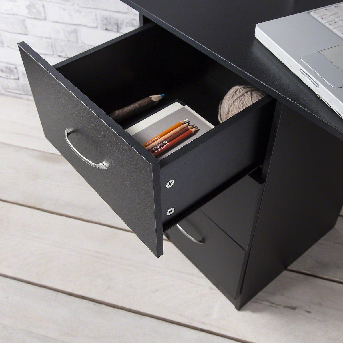 Outlet - Essie 3 Drawer Desk - Black