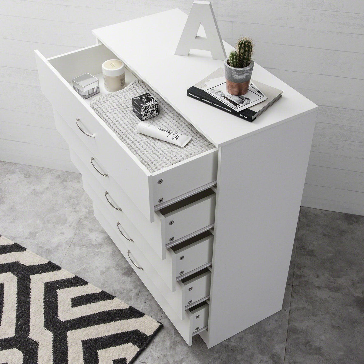 OUTLET - White tall chest of 5 drawers