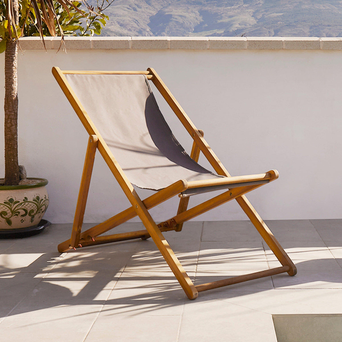 OUTLET - Harbour Dark Grey Deck Chair