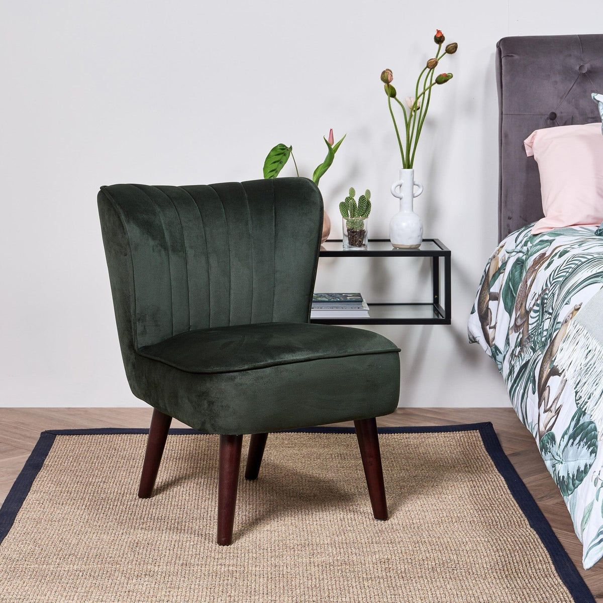 Outlet - Hattie Accent Chair - Green Velvet