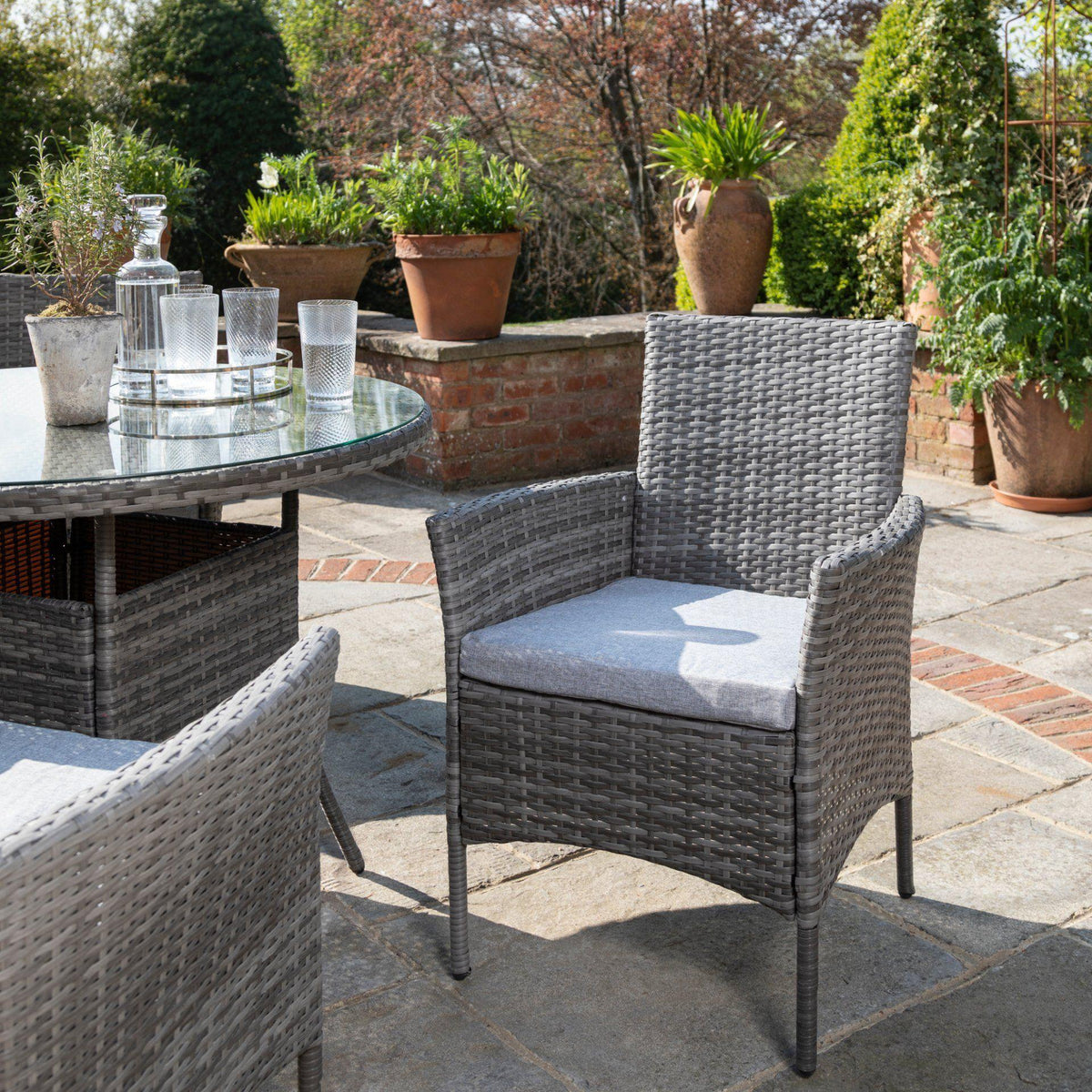 OUTLET - Kemble 4 Seater Garden Round Dining Table - Grey
