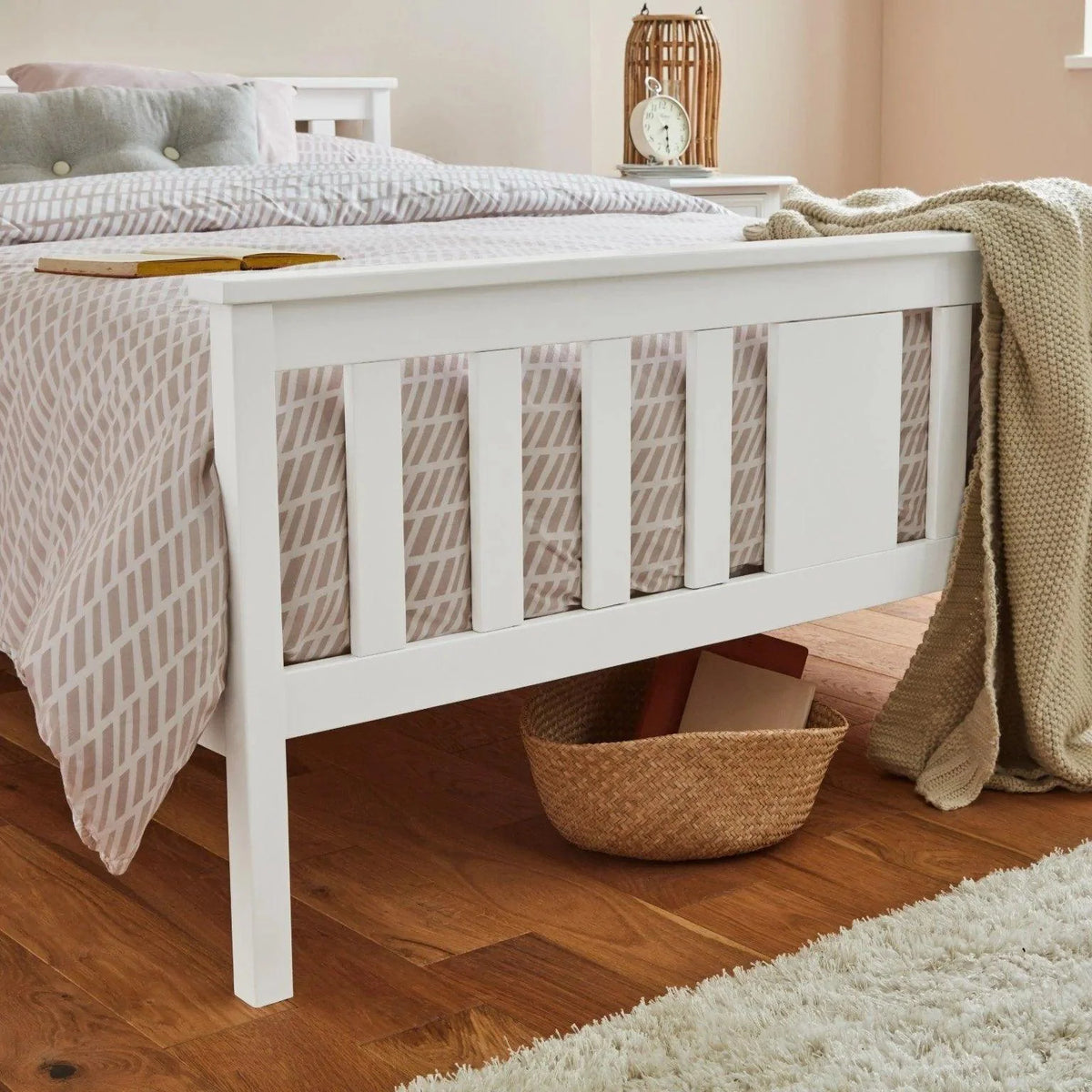 Outlet - Lisa Wooden King Size Bed Frame - White