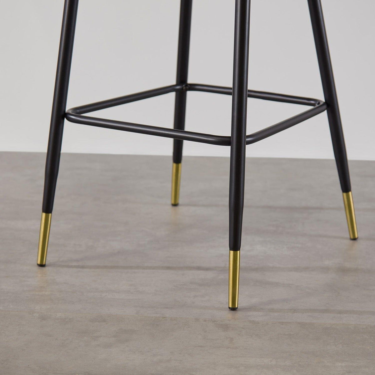 Outlet - Marilyn Bar Stool - Set of 2 - Green Velvet