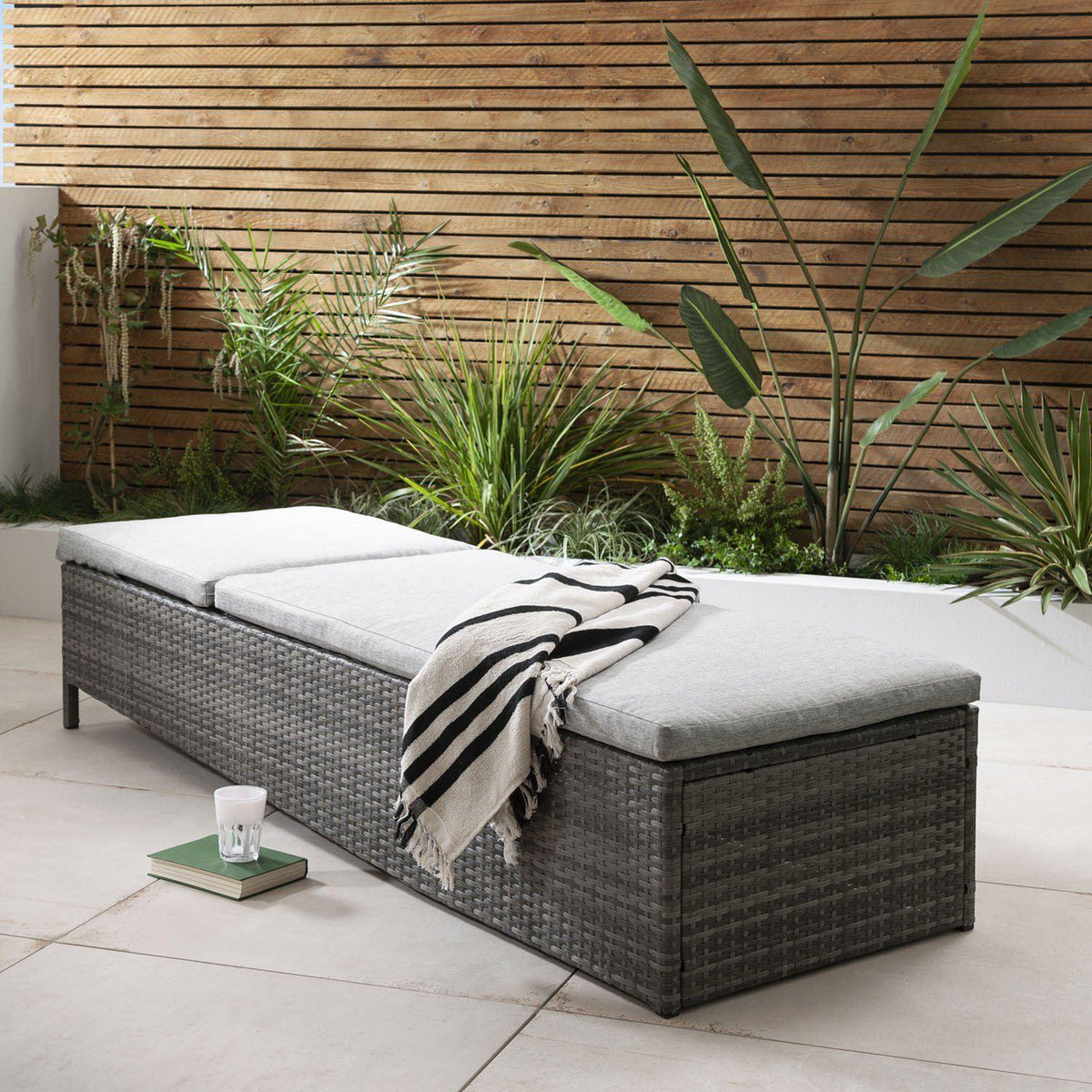 OUTLET - Serina Rattan Sun Lounger - Premium - Grey