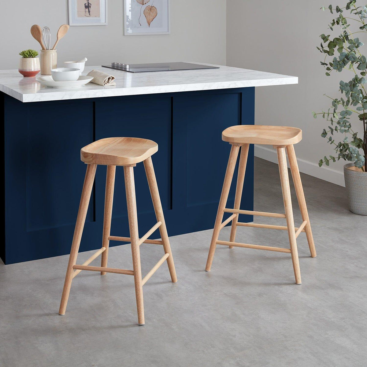 OUTLET - Silvester Classic Bar Stool