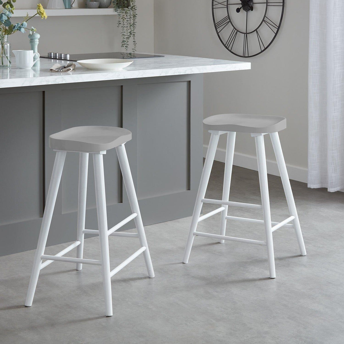 Outlet - Silvester bar stool - white frame with grey top