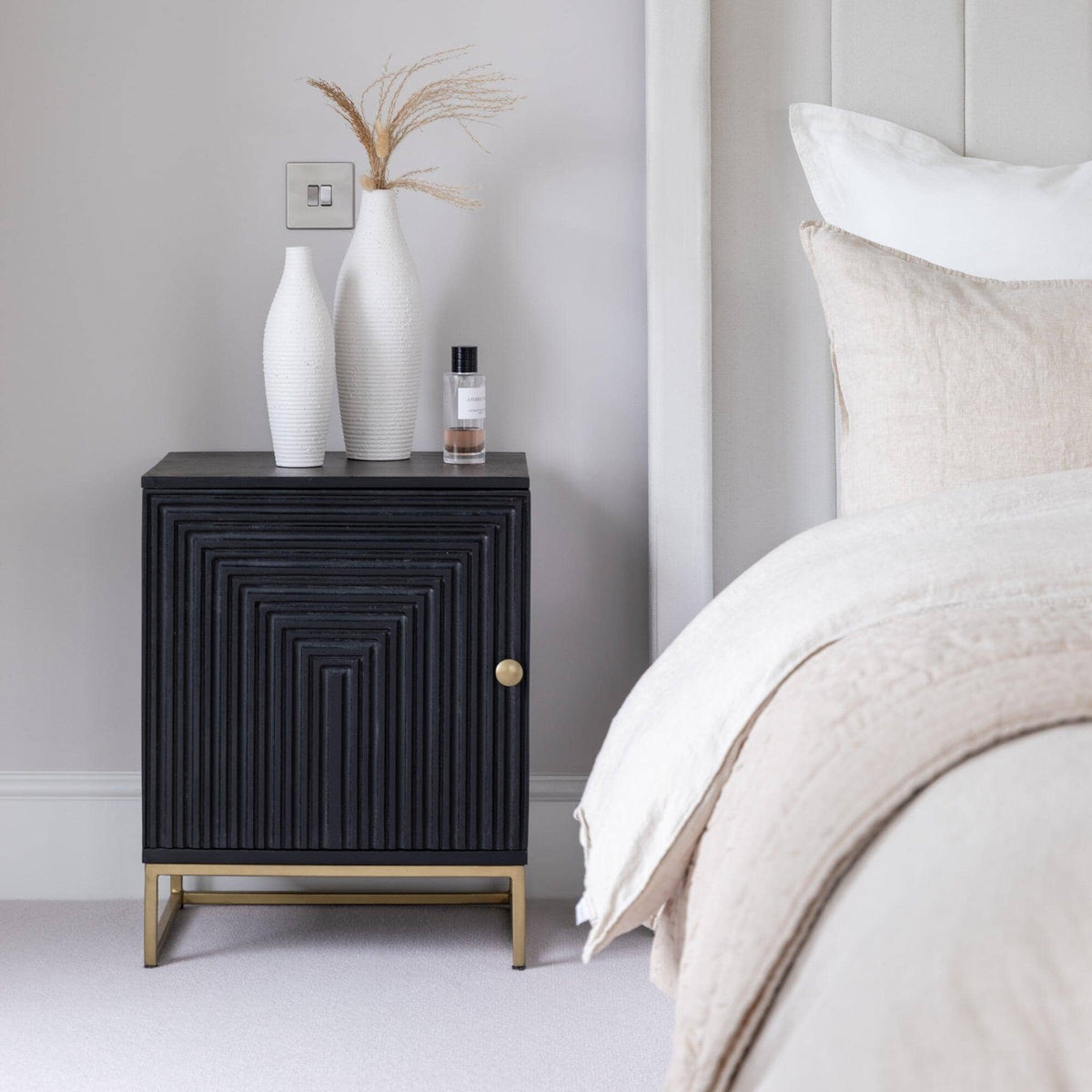 Outlet - Rayna Bedside Table - Jet Black