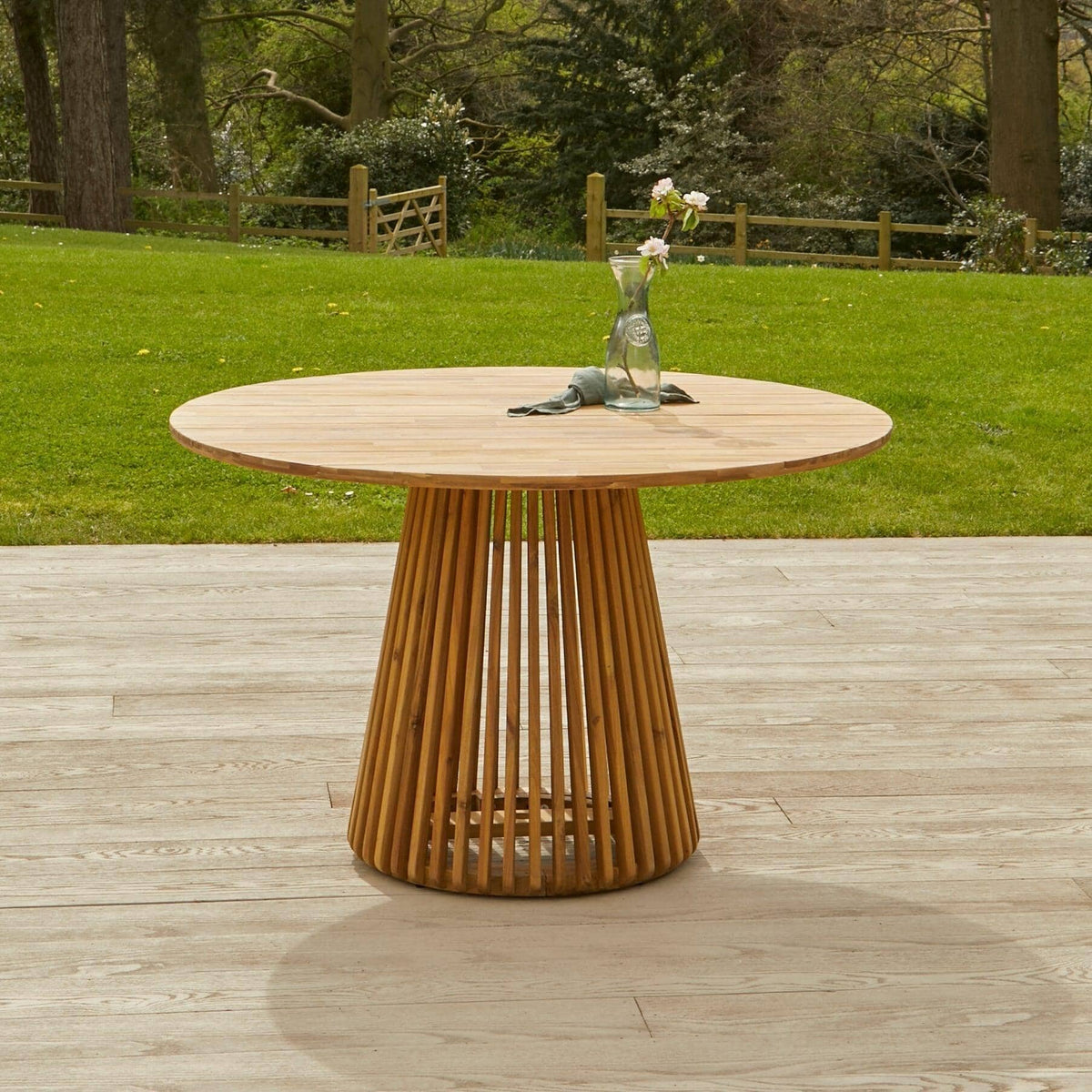 Willow 4 Seater Round Wooden Garden Dining Set - Hali Black Chairs