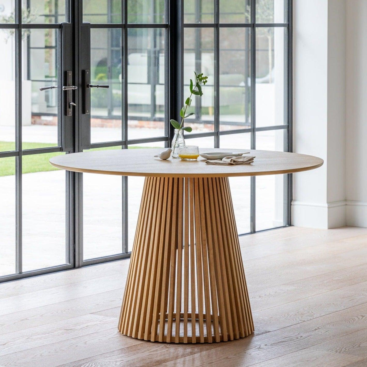 OUTLET - Willow Pale Oak Round Dining Table