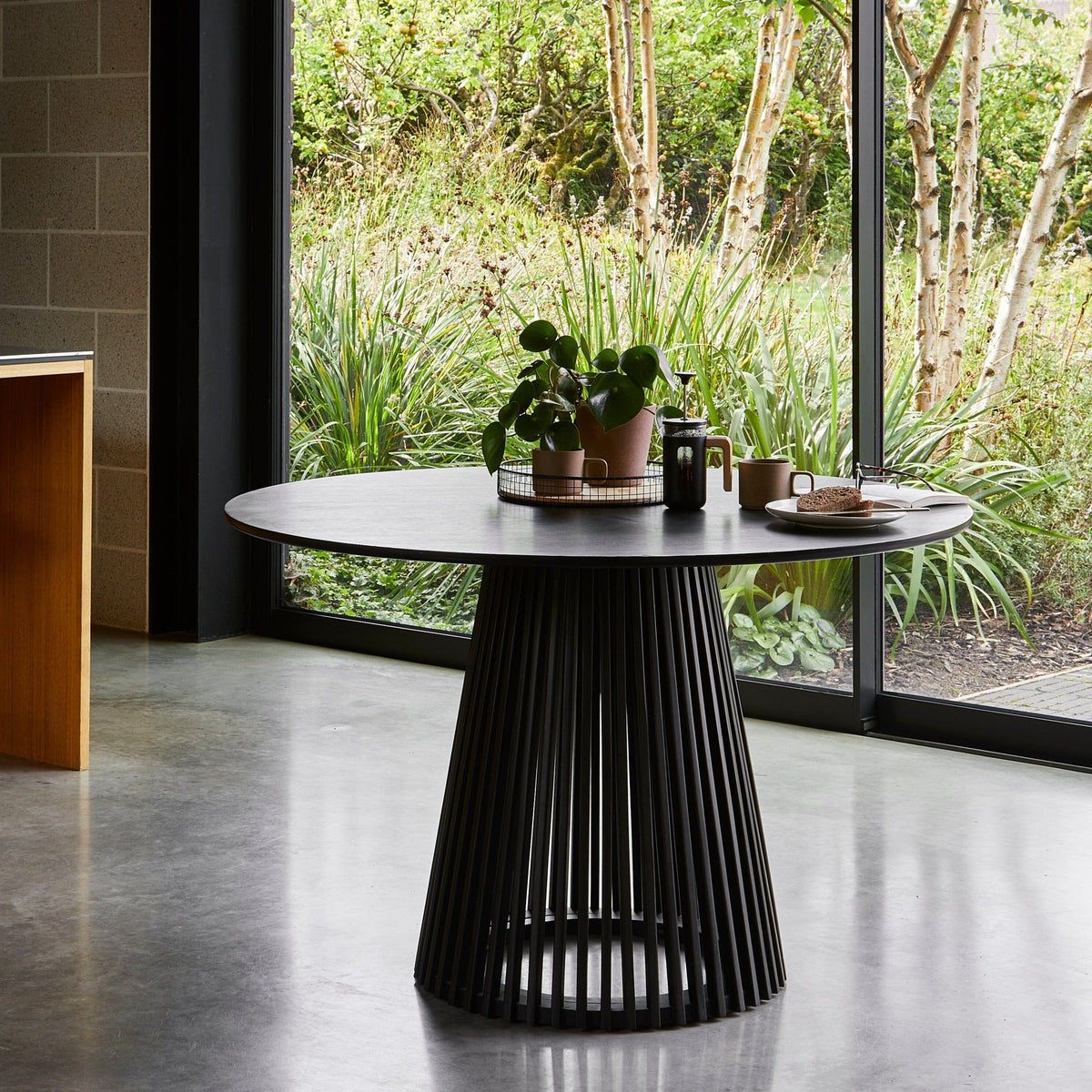 Willow Black Round Dining Table